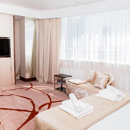 Boutique Hotel Health Club&Spa Grand Prix Астана Екстер'єр фото