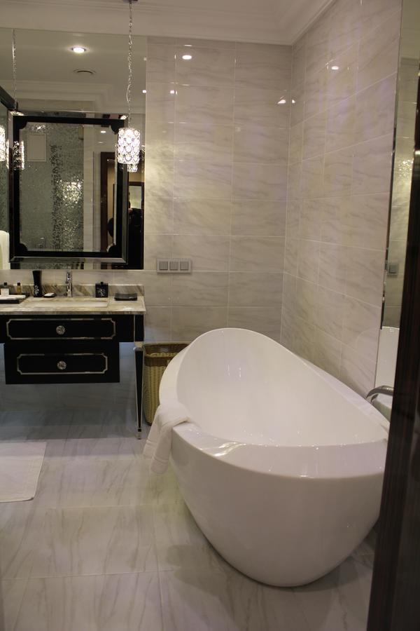 Boutique Hotel Health Club&Spa Grand Prix Астана Екстер'єр фото