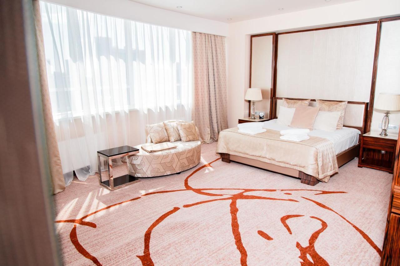 Boutique Hotel Health Club&Spa Grand Prix Астана Екстер'єр фото